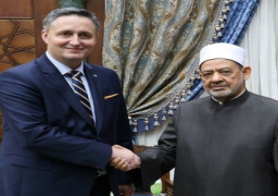 شيخ الأزهر ورئيس مجلس رئاسة البوسنة والهرسك يناقشان قضايا وتحديات العالم الإسلامي