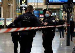 فرنسا تشدد الإجراءات الأمنية قرب الكنائس بسبب المستوى العالي جدا “للتهديد الإرهابي”