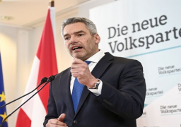 مستشار النمسا: لا أزمة لجوء في البلاد والتحدي الأكبر هو “لم الشمل”