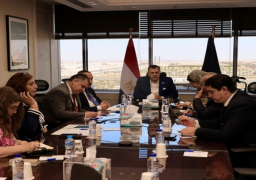 وزير السياحة والآثار يستعرض مستجدات الخطة التنفيذية لتحسين التجربة السياحية بمصر