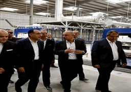 خلال جولته في العاشر من رمضان .. مدبولي يتفقد مصنع شركة “سانبيور” لتصنيع الأدوات الصحية