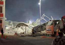 أربعة قتلى وعشرات العالقين تحت الإنقاض بانهيار مبنى قيد الإنشاء في جنوب إفريقيا