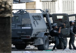 الاحتلال يقتحم مدن الضفة وسط اشتباكات مع الفلسطينيين