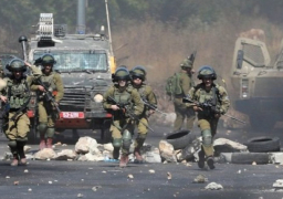 القوات الإسرائيلية تقتل فلسطينيا وتهدم منزلا في بلدة دير الغصون شمال طولكرم