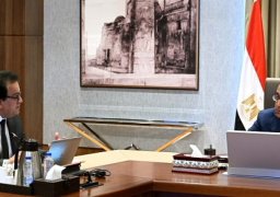 بالصور.. رئيس الوزراء يتابع موقف تنفيذ المرحلة الثانية من منظومة التأمين الصحي الشامل وموقف القطاع الصحي في “حياة كريمة”