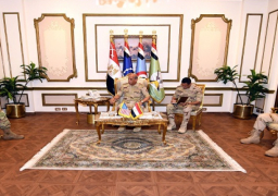 بالصور.. وزير الدفاع يبحث مع قائد القيادة المركزية الأمريكية التطورات الإقليمية لا سيما الوضع في غزة