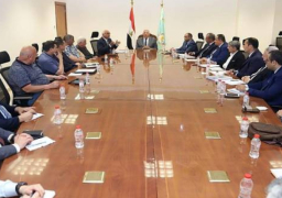 وزير الزراعة يتابع منظومة نقل وحوكمة الأسمدة وتوفيرها للمزراعين