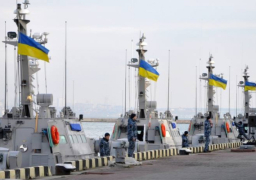 أوكرانيا: الجيش الروسي يحتفظ بأربع حاملات صواريخ كروز في البحر الأسود وبحر آزوف