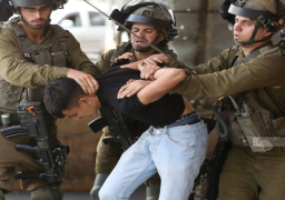 الاحتلال الإسرائيلي يعتقل 30 فلسطينيا وارتفاع حصيلة الاعتقالات إلى 9155