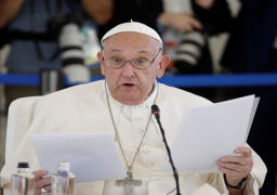 البابا فرنسيس يحذر من الذكاء الصناعي .. “سلاح فتاك”