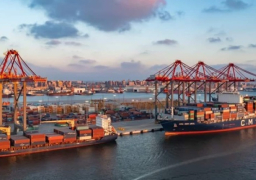 بالصور .. وزير النقل : تنفيذ خطة شاملة لتطوير كافة الموانئ المصرية تنفيذًا للتوجيهات الرئاسية بتحويل مصر الى مركز إقليمي للنقل