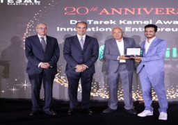 بالصور.. وزير الاتصالات يشارك في احتفالية جمعية اتصال بمناسبة مرور 20 عاما على تأسيسها