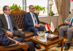 بالصور.. وزير الرى ومحافظ الفيوم يناقشان الموقف المائى بالمحافظة خلال فترة أقصى الاحتياجات