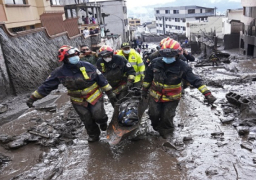 مصرع 6 أشخاص وفقدان 30 إثر انهيار أرضي بسبب الأمطار الغزيرة بالإكوادور