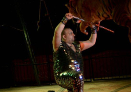 انطلاق حفلات سيرك “محمد الحلو” بالساحل الشمالي الأربعاء