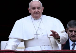 بابا الفاتيكان يدعو لاتخاذ تدابير ملموسة لإنهاء الحرب في أوكرانيا وغزة