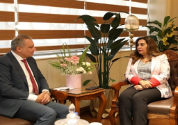 بالصور .. وزيرة التنمية المحلية تستقبل رئيس صندوق التنمية الحضرية