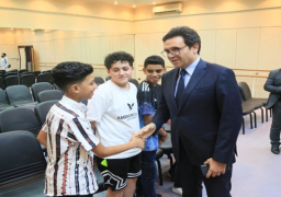 بالصور.. جولة مفاجئة لوزير الثقافة لعدد من المواقع بساحة دار الأوبرا