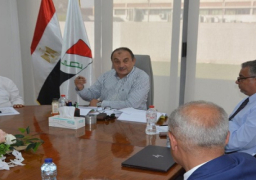 بالصور.. وزير قطاع الأعمال العام يجتمع بالأعضاء المنتدبين لشركات القابضة للصناعات المعدنية