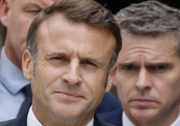 تواصل الغموض السياسي في فرنسا.. وماكرون يدعو لبناء “غالبية صلبة” في الجمعية الوطنية