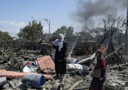 عشرون شهيدًا في مجزرة جديدة جراء استهداف مدرسة تابعة لأونروا بمخيم النصيرات