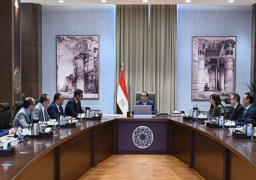 مدبولي : يكلف بإعداد خطة لتسويق وحدات مشروعات المجتمعات العمرانية