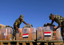 مصر تواصل الإسقاط الجوي للمساعدات والمعونات الإغاثية لقطاع غزة