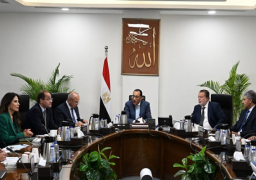 بالصور .. رئيس الوزراء يتابع إجراءات تنفيذ مبادرات دعم قطاعات الصناعة والزراعة والسياحة