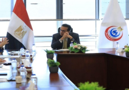 بالصور .. وزير الصحة يبحث مع الاتحاد المصري لجمعيات ومؤسسات المستثمرين تعزيز التعاون في القطاع الصحي