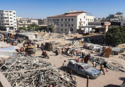 بعد أوامر بالإخلاء الفوري .. استشهاد 3 فلسطينيين في قصف الاحتلال لمخيم النصيرات وسط خان يونس