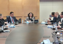 نائبة وزيرة التضامن الاجتماعي تجتمع مع فريق عمل المنظومة الإلكترونية المتكاملة للعمل الأهلي.. وتطلع على خدماتها