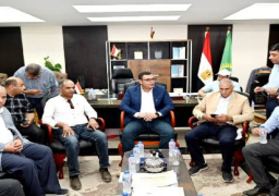 وزير الإسكان يوجه بوضع خطة لإنهاء ملفات تقنين الأراضي المضافة لمدينة لشروق