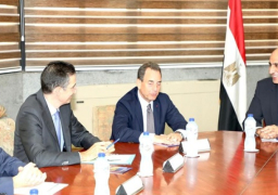 وزير التعليم يستقبل السفير الفرنسي بالقاهرة لبحث سبل تعزيز أوجه التعاون المشترك