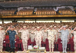 وزير الدفاع يشهد تنفيذ المرحلة الرئيسية لمشروع مراكز القيادة التعبوي للجيش الثاني الميداني