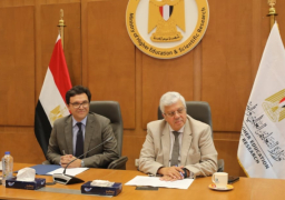 وزيرا التعليم العالي والثقافة يبحثان التعاون لتعزيز الوعي لطلاب الجامعات