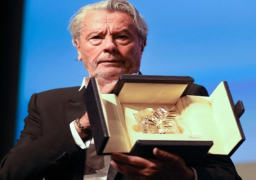 وفاة النجم العالمى آلان ديلون عن عمر يناهز 88 عاما