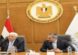 100 منحة دراسية لمُتفوقي الثانوية العامة في الجامعات الأجنبية