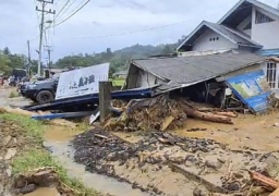 ارتفاع حصيلة فيضانات إعصار ياجي إلى 74 شخصا