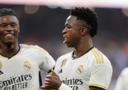 انشلوتي يعلن جاهزية كامافينجا ويؤكد أحقية فينيسيوس في الفوز بالكرة الذهبية