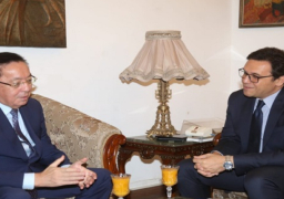 بالصور ..وزير الثقافة يلتقي سفير كازاخستان في مصر لبحث أطر التعاون المستقبلي
