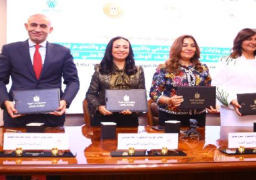 بالصور.. 3 وزراء يوقعون بروتوكولا لتنفيذ مراكز تنمية الأسرة والطفولة بقرى حياة كريمة