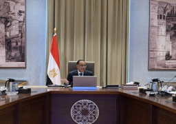 بالصور.. رئيس الوزراء يتابع جهود تطوير أداء سوق الأوراق المالية