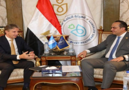 بالصور.. رئيس هيئة الرعاية الصحية يبحث التعاون مع ممثل برنامج الأمم المتحدة الانمائى