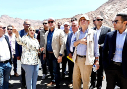 بالصور.. وزير الإسكان يتفقد الأعمال بمشروع تطوير موقع التجلى الأعظم بسانت كاترين