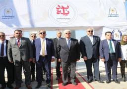 بالصور.. وزير التعليم العالي يتفقد جامعة حلوان ويطمئن على انتظام الدراسة بها