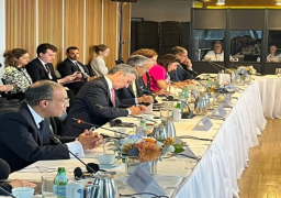 بالصور.. وزير الخارجية يشارك في اجتماع وزاري حول السودان