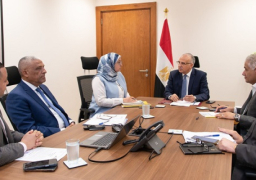 بالصور.. وزير الري يبحث مع مجموعة من السادة أعضاء مجلس النواب لمناقشة طلبات المواطنين