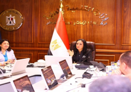 بالصور.. وزيرة التضامن توجه بالعمل على الارتقاء بجودة الخدمات المقدمة للمواطنين