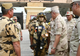 بالفيديو والصور.. رئيس الأركان يتفقد منظومة التأمين لخط الحدود الشمالية الشرقية ومعبر رفح البرى
