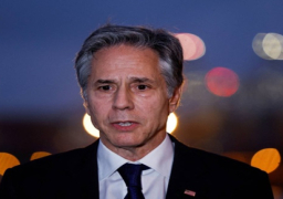 بلينكن يدعو إلى هدنة بين إسرائيل وحزب الله .. ويحذر من استهداف المصالح الأمريكية في المنطقة